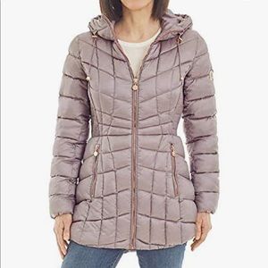 NWT Bernardo Packable Quilted Jacket Size Medium